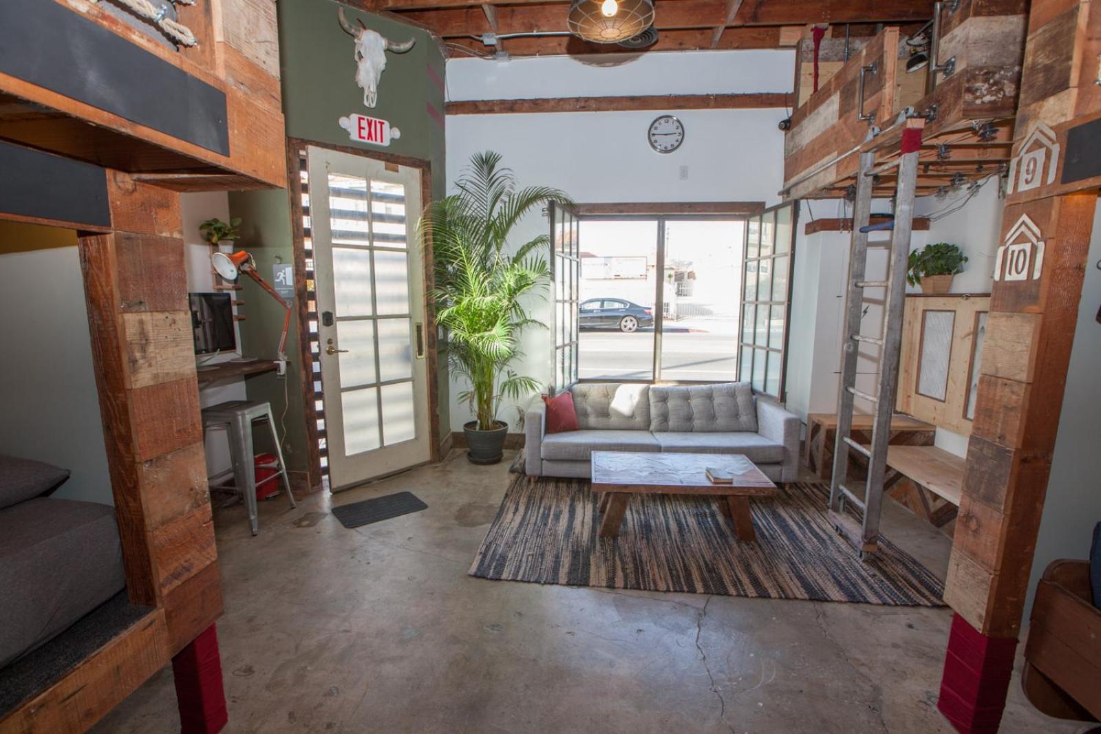 Podshare East Hollywood Hostel Лос Анджелис Екстериор снимка